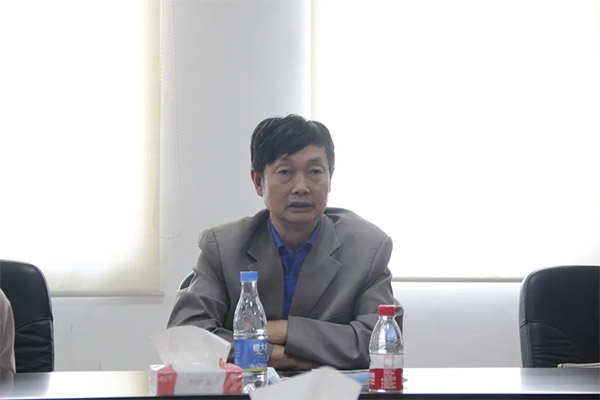 昭通南洋理工督导老师一行到集团望牛墩房地一体项目部走访座谈